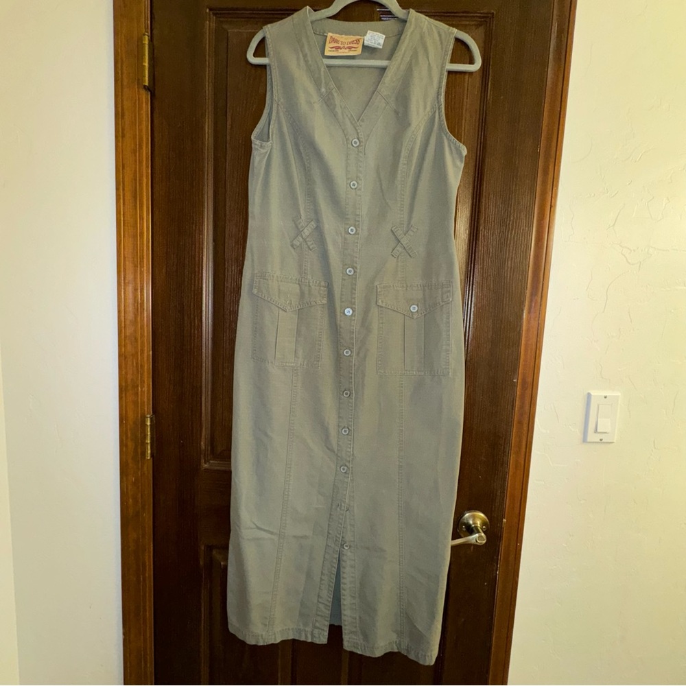 Vintage Green Buttoned Maxi Dress
